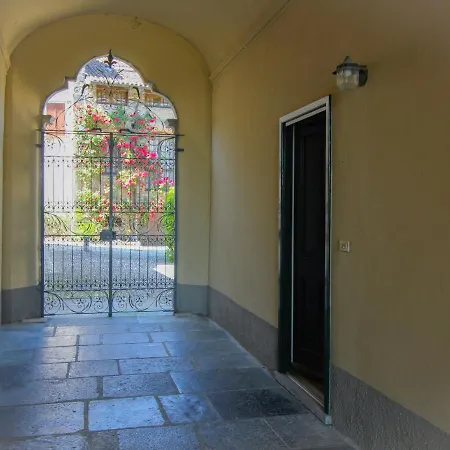 Bel Faggio Rosso Μενάτζιο